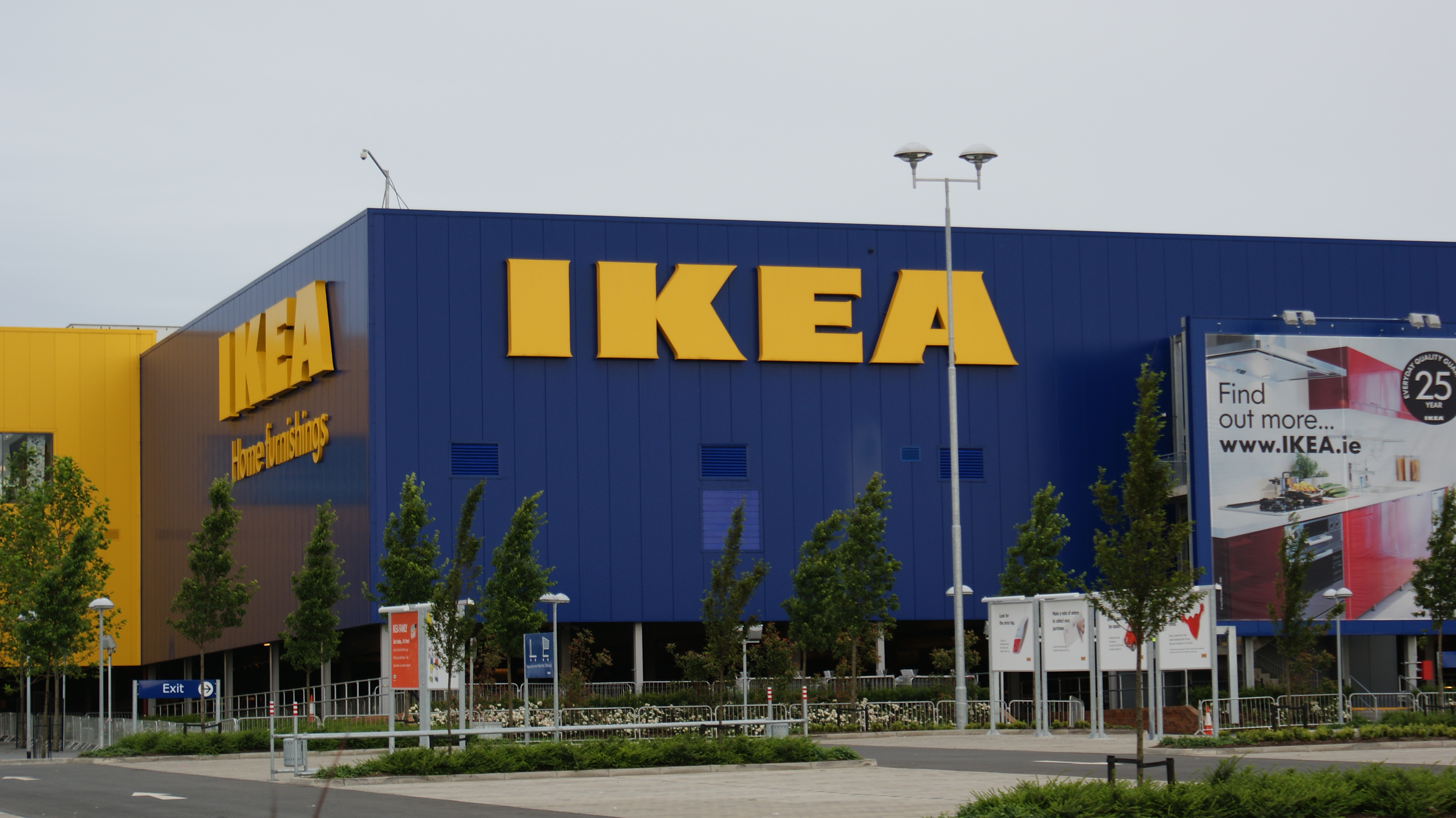 IKEA убрала историю лесбиянок из российского каталога