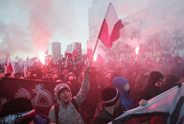 Националисты устроили погромы в Варшаве