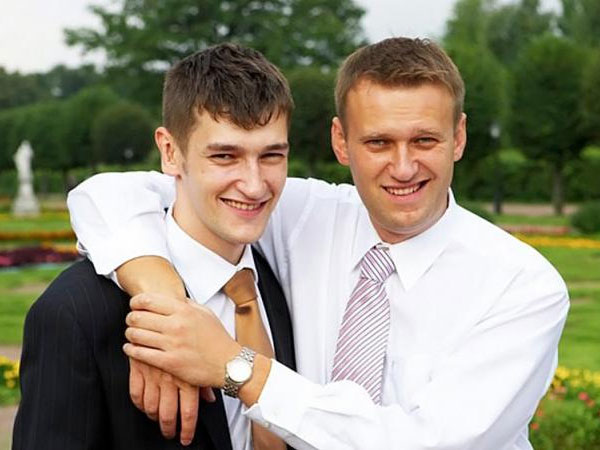 Суд арестовал имущество брата Навального