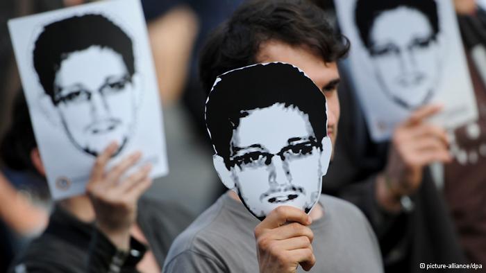 Сноуден хочеть уехать из РФ в Бразилию
