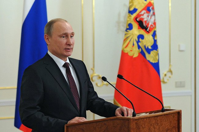 Путин в послании осудил «аморальный интернационал»