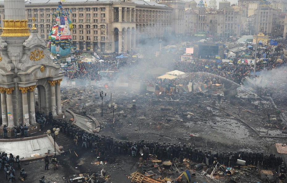 Под Киевом надругались над могилой убитого на Майдане протестующего