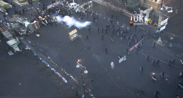 Силовики и армия поставили ультиматум протестующим в Киеве, грозят «жестким ответом»