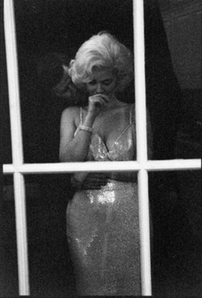 Marilyn-Monroe-and-JFK-Affair-Happy-Birthday-Mr.-President-Hoax-photograph-by-Alison-Jackson..