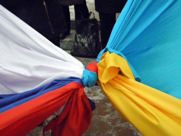 МИД Украины и России налаживают отношения и готовят встречу