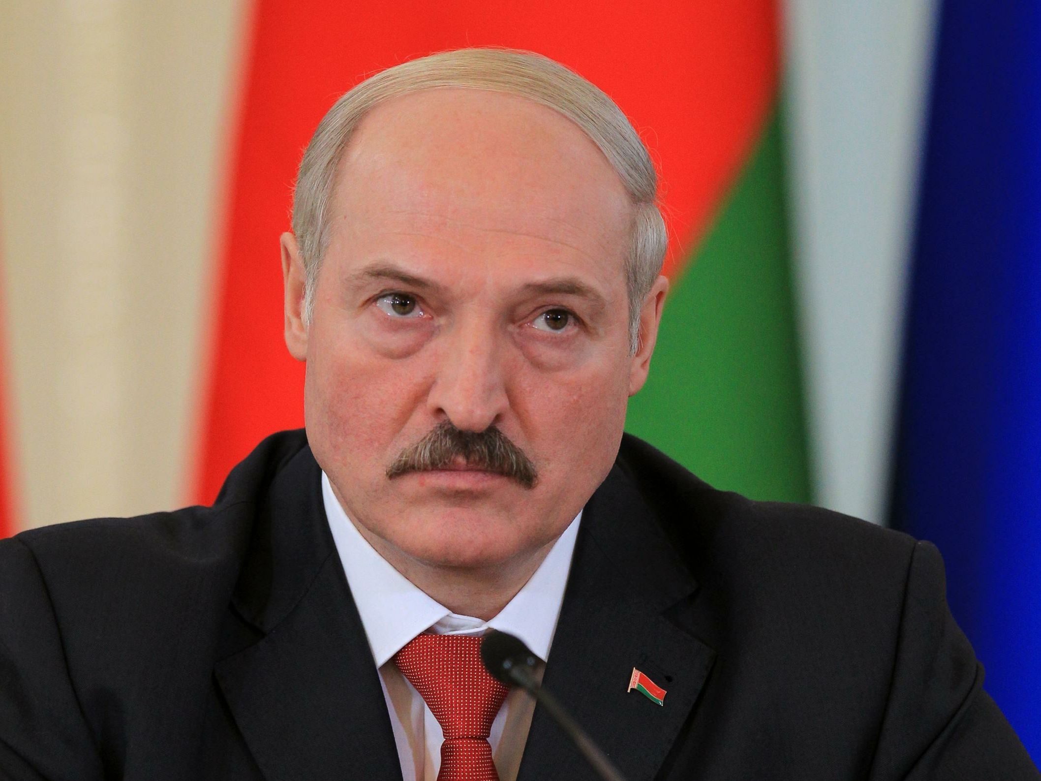 Лукашенко принял делегацию НАТО, обсуждает партнерство