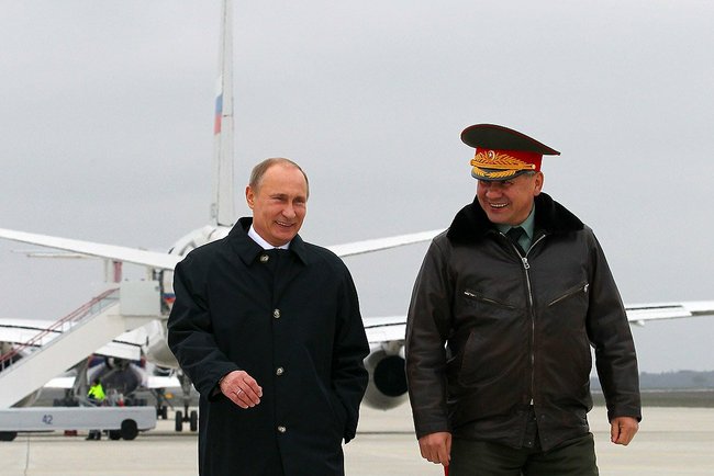 Россия возвращает Украине военные корабли и авиацию, захваченные в Крыму