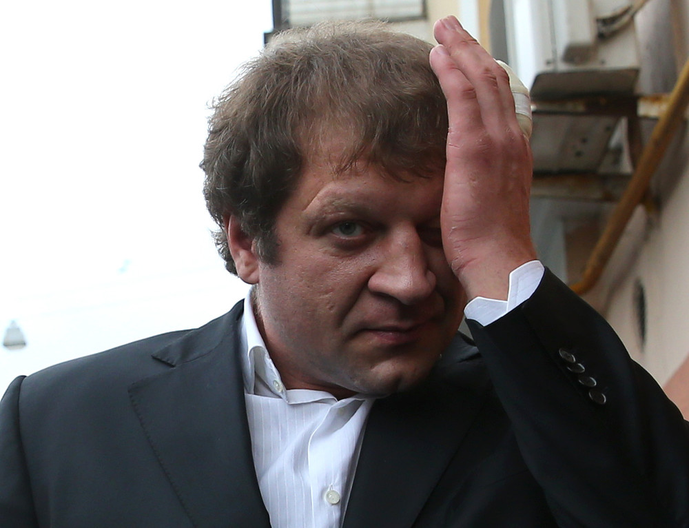 Александр Емельяненко объявлен в розыск по делу об изнасиловании