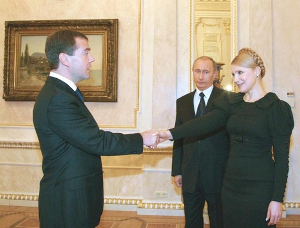 Медведев и Тимошенко заговорили о войне