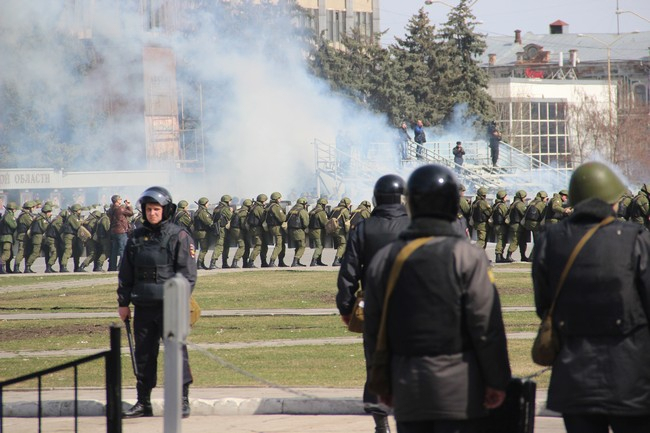 В Саратове МВД училось разгонять митинги при помощи спецназа и военной техники