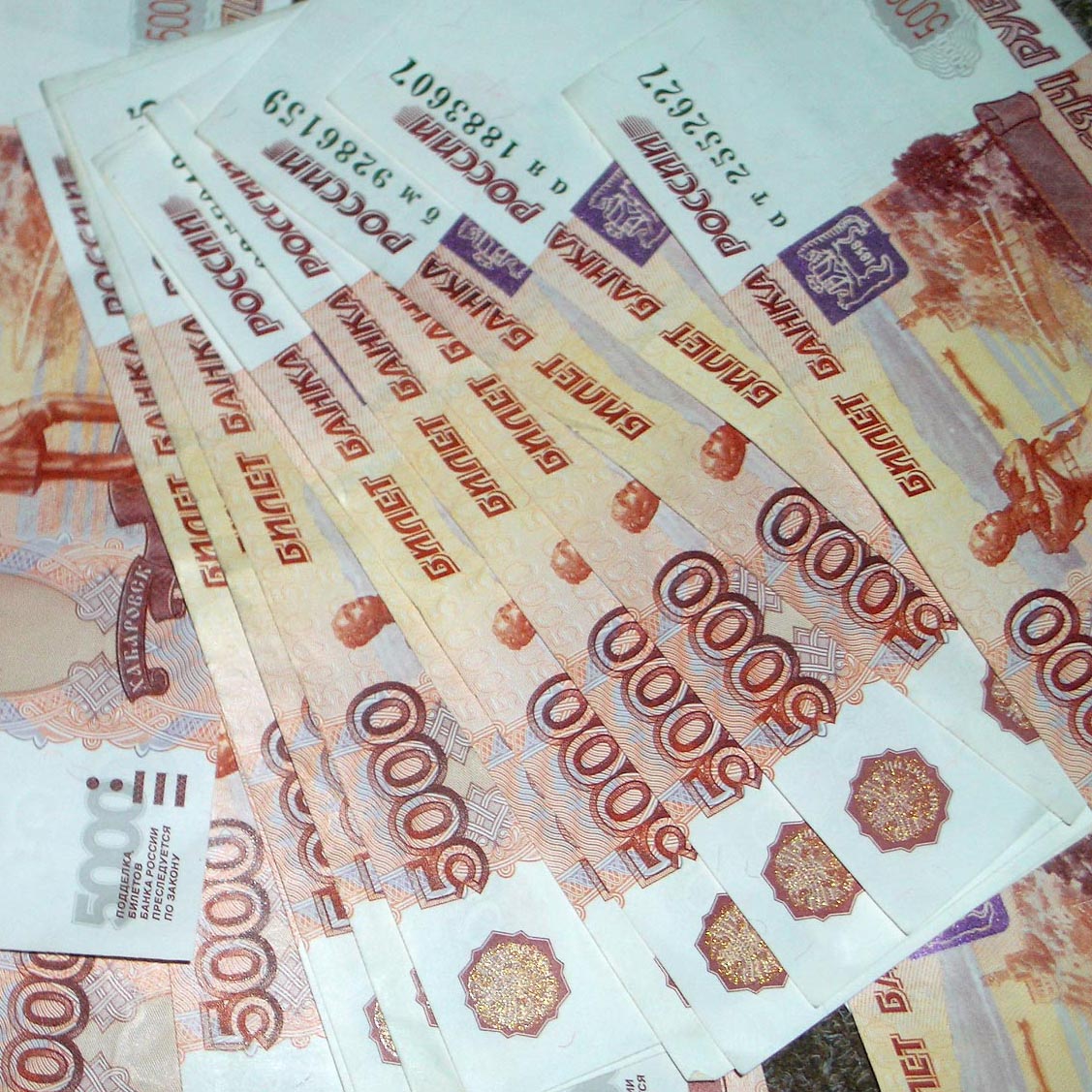 МЭР: обвал рубля — не так плохо, получим до 900 млрд в бюджет