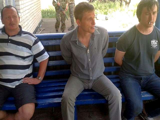 МИД занялся освобождением задержанных в Украине журналистов Life News