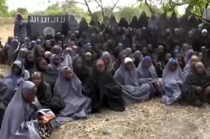 Группировка «Боко Харам» опубликовала видео с похищенными в Нигерии школьницами