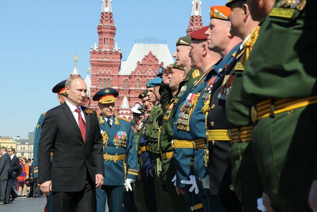 Путин приехал на парад Победы в Севастополь