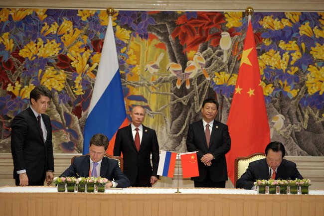 Путин о контракте с Китаем, Украине и журналистах Life News