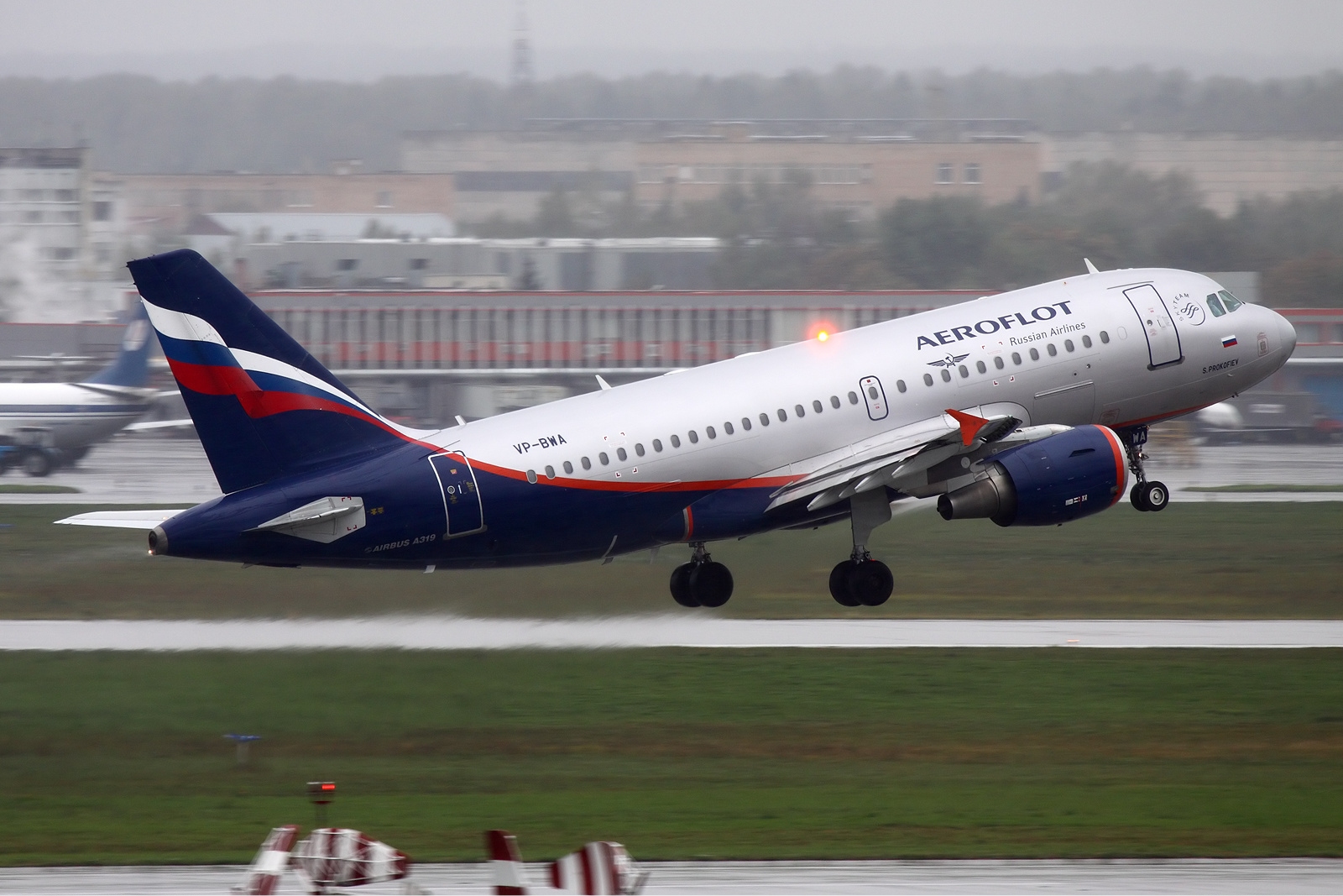 ФАС: рейс «Москва—Астана» не может быть дороже «Москва—Нью-Йорк»