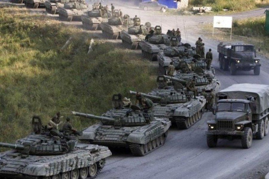 Киев заяляет о заходе двух танковых колонн ВС РФ в Новоазовск