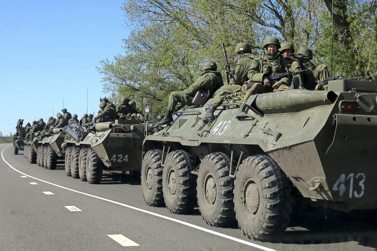 НАТО и разведка США заявляют о тысяче российских военных на Украине