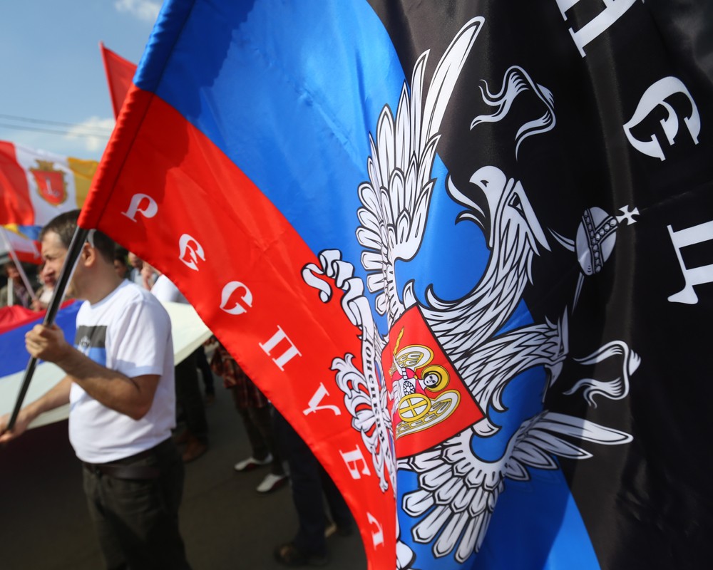В ДНР отказались соблюдать перемирие: Порошенко украинские батальоны не контролирует