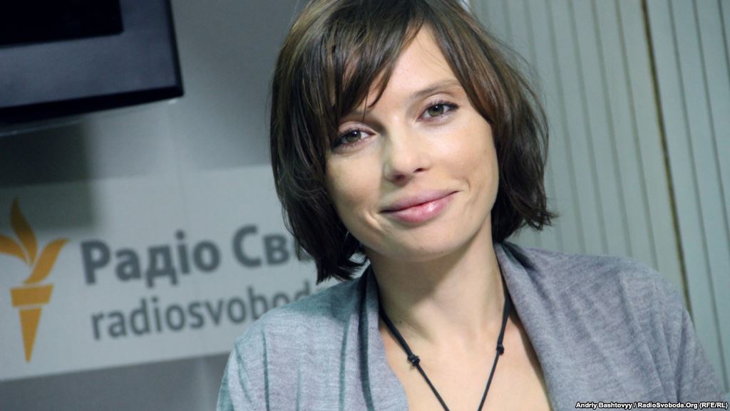 Украинская писательница Карпа рассказала о жизни в России: еды нет, интернет по талонам