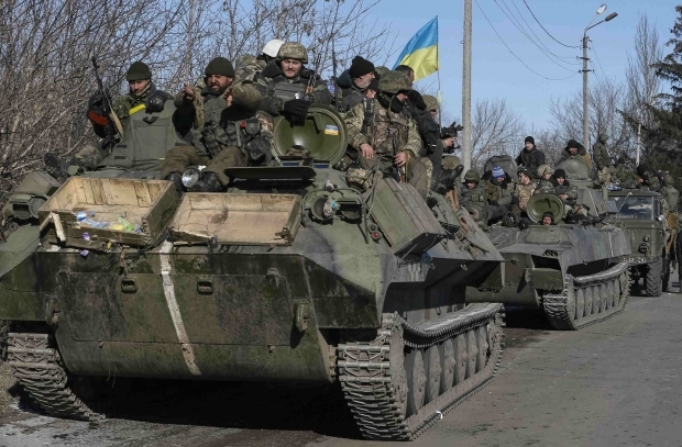 Киев и ДНР спорят об убитых в Дебальцево: от 6 человек до 3,5 тысяч