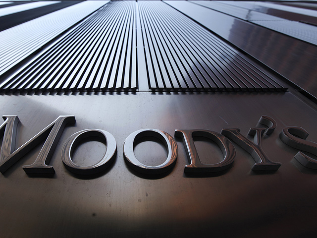 Moody’s опустила Москву, Петербург и крупнейшие банки РФ до «мусорного» рейтинга