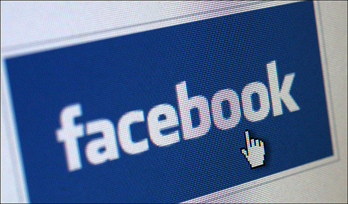 Facebook запрещает изображения женской груди, ягодиц и богохульство