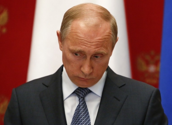 СМИ и соцсети указали на «исчезновение» и возможный инсульт Путина