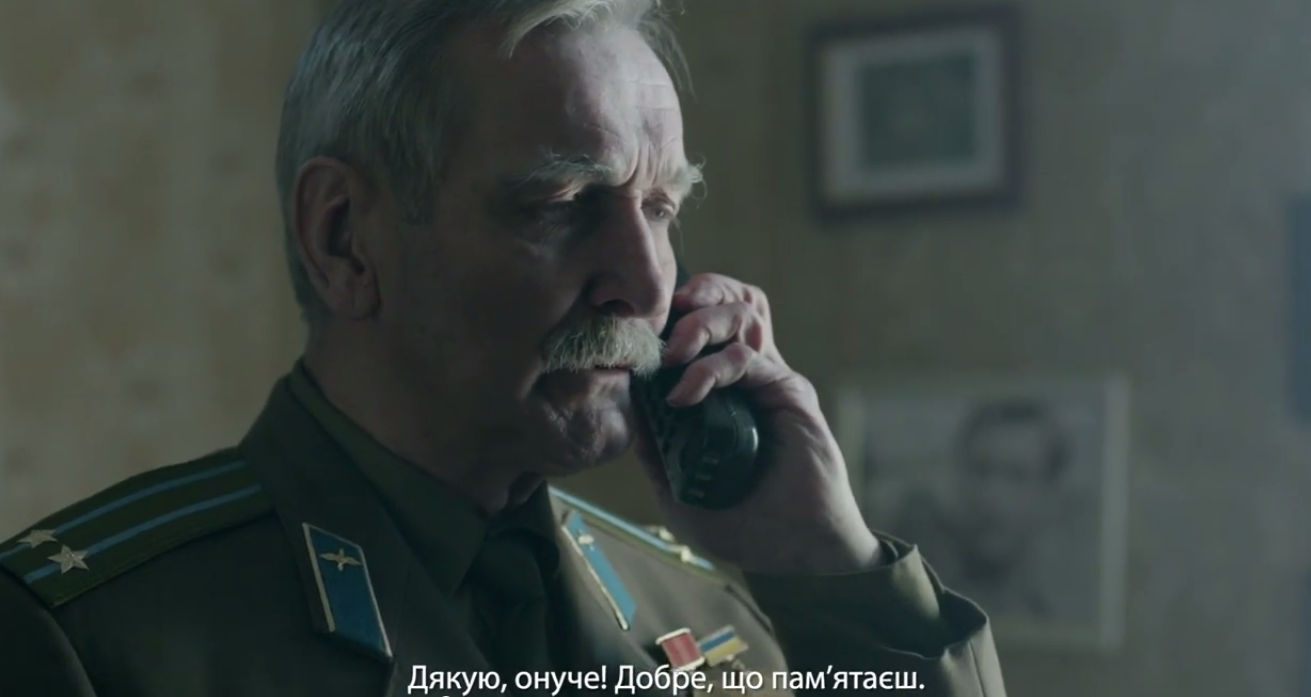 В украинских роликах ко Дню Победы вспоминают АТО и обещают победить