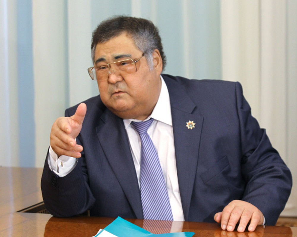 Аман Тулеев остался главой Кузбасса