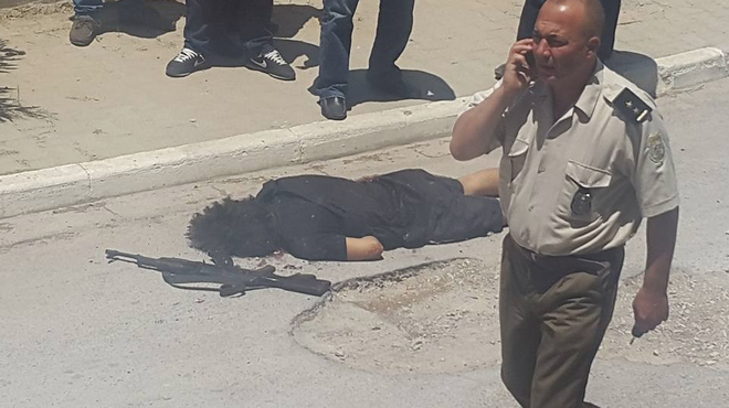 Террористы атаковали два 5-звездочных отеля в Тунисе: уже 28 жертв