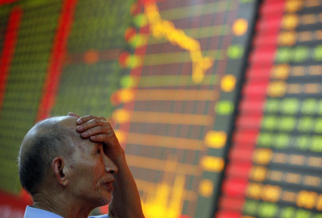 Фондовый рынок Китая потерял 572 миллиардов долларов