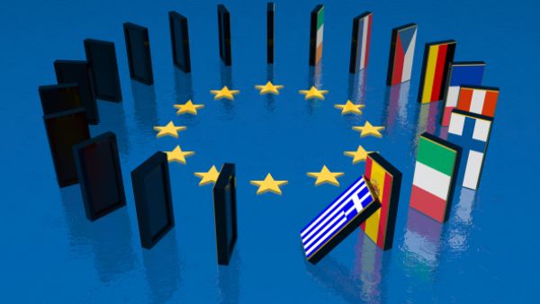 После референдума Греция оказалась на грани выхода из еврозоны. Что будет дальше?