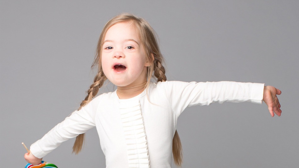 4-летняя девочка в синдромом Дауна стала звездой рекламы