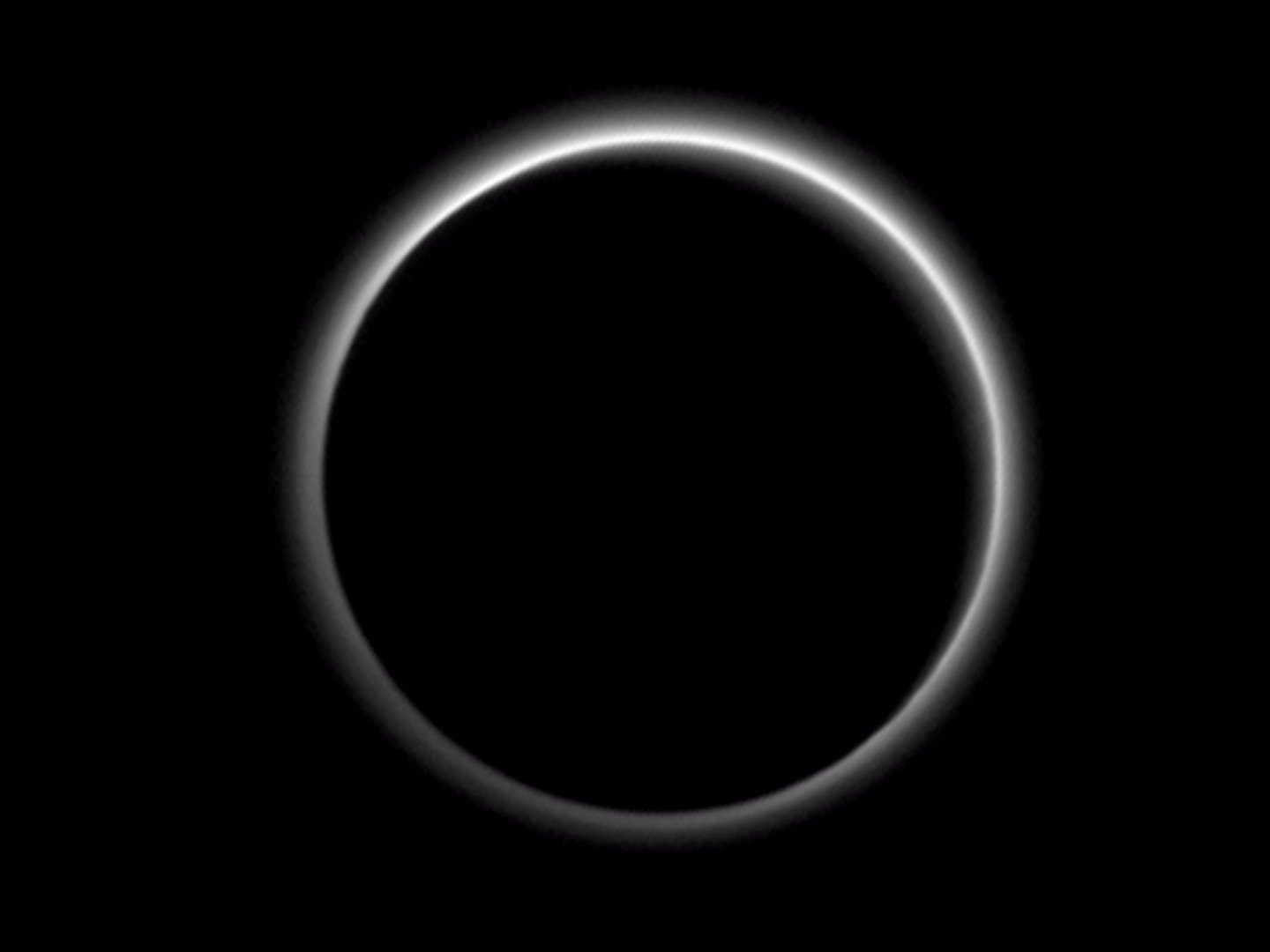Видео: первый полет вокруг Плутона