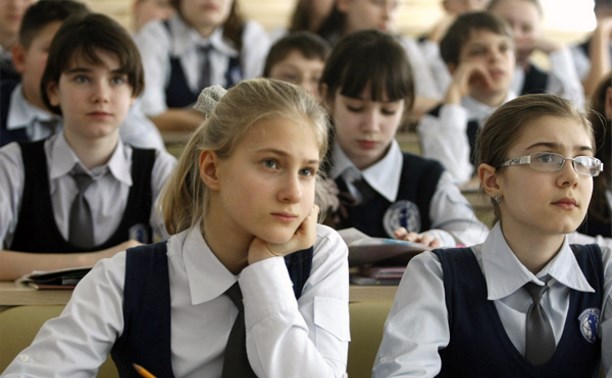 Изучение двух иностранных языков станет обязательным для школ в России