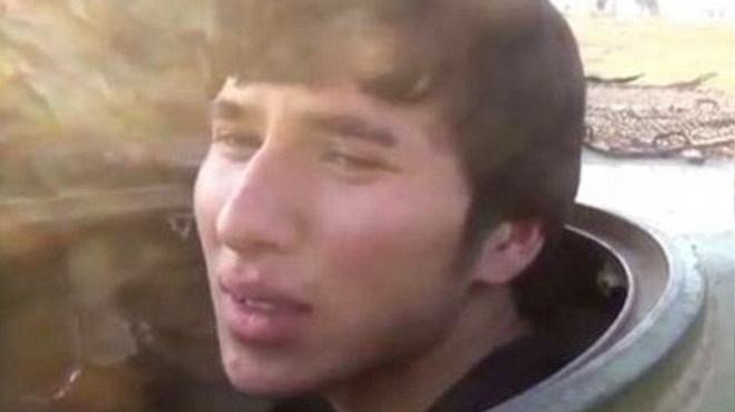 Видео: узбекский боец «Аль-Каиды» плачет и выполняет миссию смертника