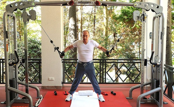 Американский журнал о фитнесе раскритиковал технику упражнений Путина