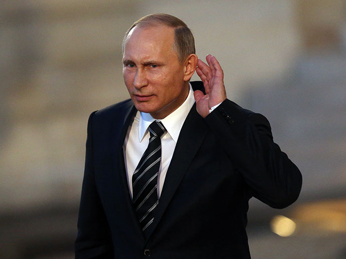 В интервью для Bloomberg Путин назвал ошибкой свои слова о прекращении добычи нефти