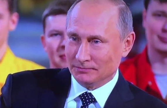 «Хочу успешно завершить карьеру». Путин рассказал челябинским рабочим о своей мечте