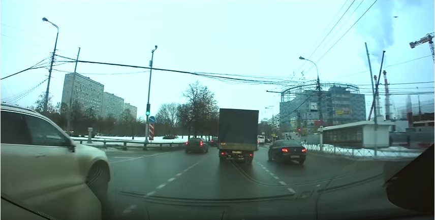 Видеорегистратор самого спокойного водителя заснял взрыв на Коломенской