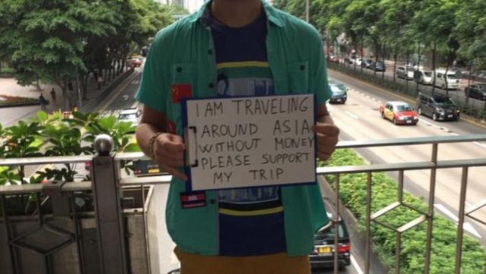 Обеспеченные западные туристы попрошайничают на путешествия по Азии, и местных это раздражает