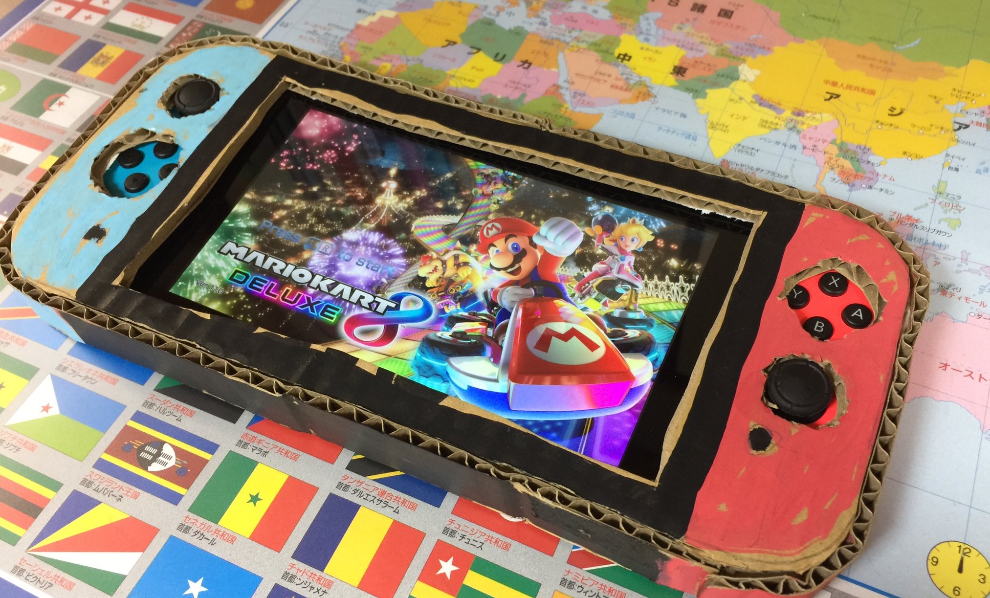 Ребёнок из Японии вырезал себе Nintendo из картона, и родители подменили её на реальную
