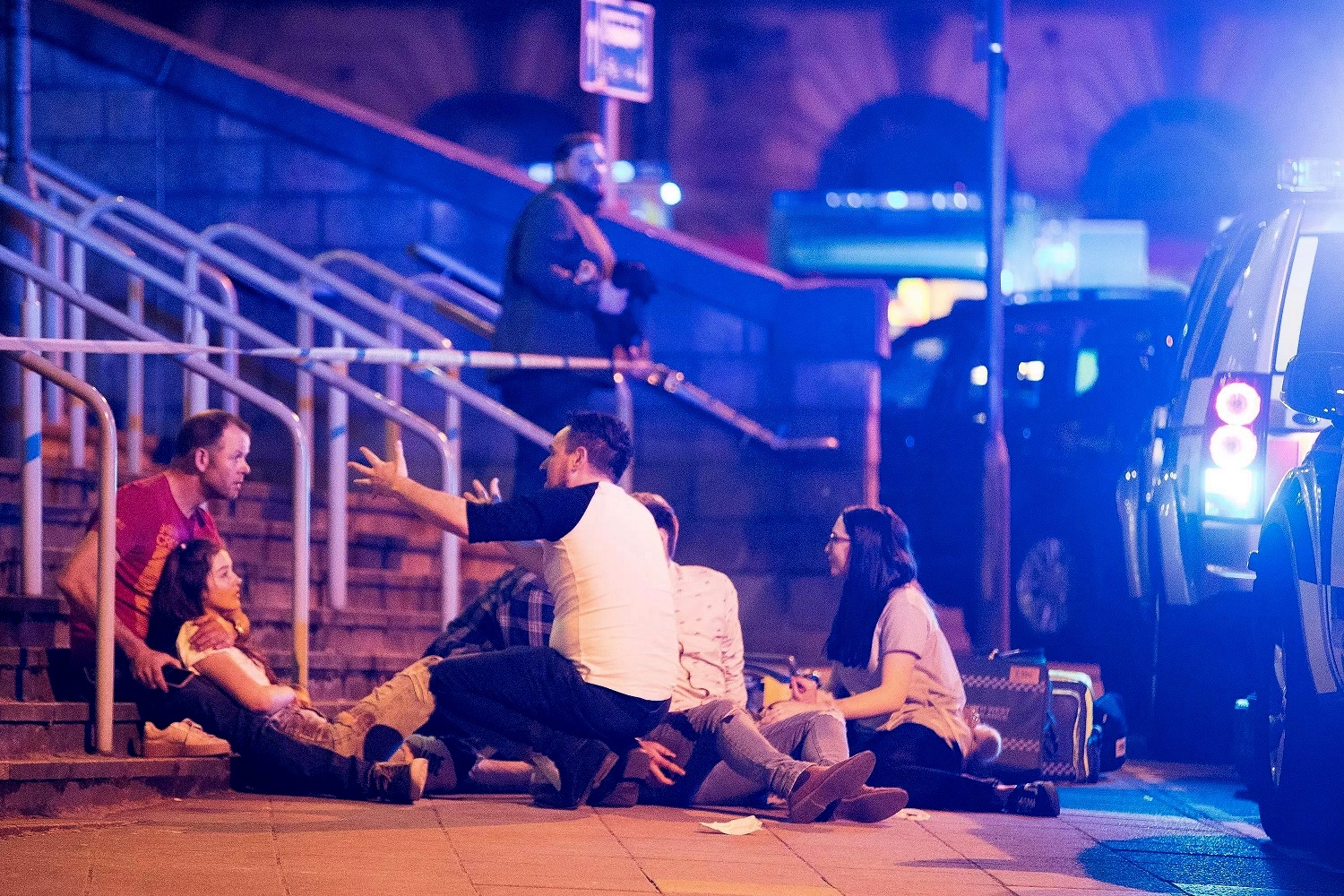 Теракт в Манчестере: 22 человека погибли из-за взрыва на концерте Арианы Гранде