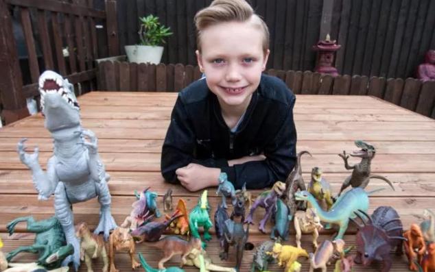 Десятилетний мальчик поправил старейший в Англии музей, перепутавший рода динозавров