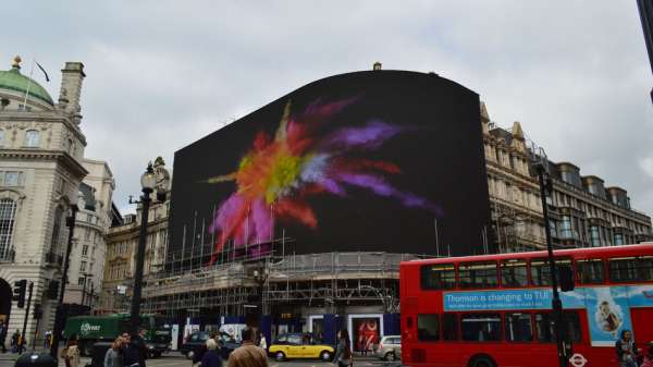 рекламная площадь в лондоне