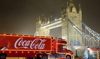 В рождественском грузовике Coca-Cola теперь можно переночевать. Но только один раз, в Лондоне и по конкурсу