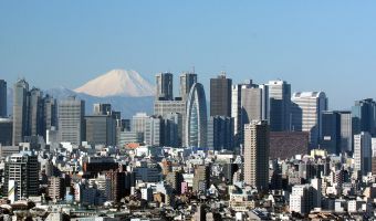 Airbnb отменила 80 % бронирований в Японии. Что происходит и как не остаться на улице, приехав в страну