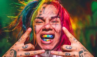 Рэпер из США Tekashi69 называл себя «королём». Но реальность ограбила короля на 800 тысяч баксов за раз