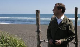 Дмитрий Медведев опять пропал. В последний раз его показывали живым девять дней назад
